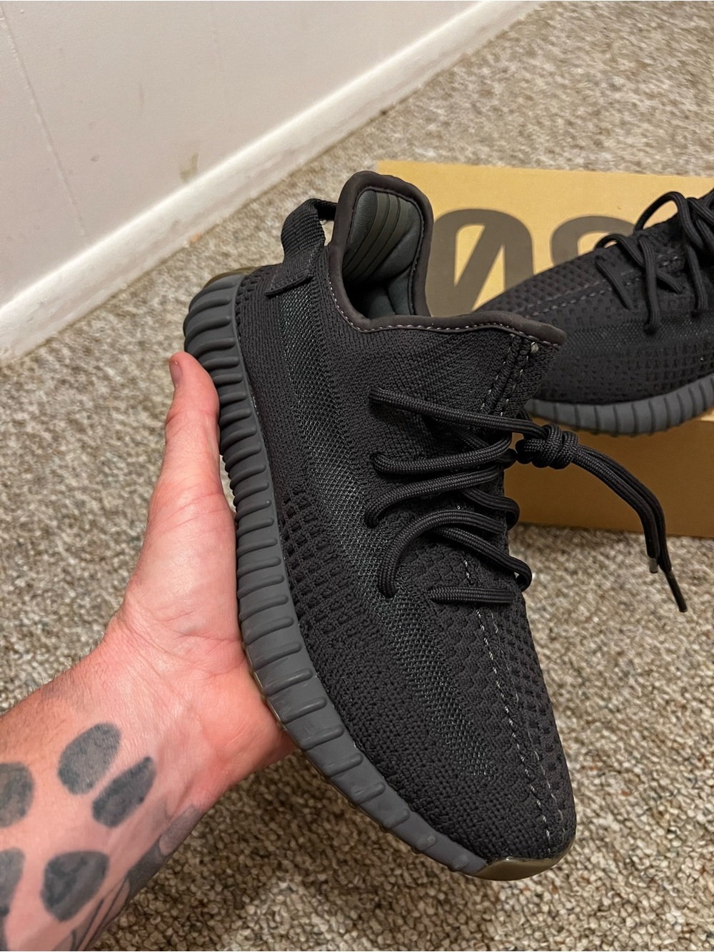 NWT adidas Yeezy 350V2 CINDER